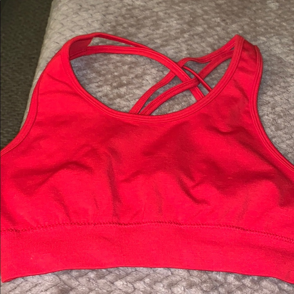 Alphalete sports bra